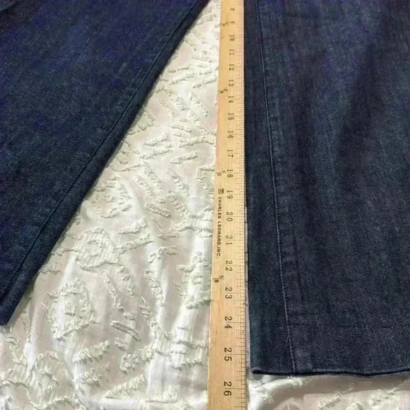 Michael Kors dark wash wide leg cropped jeans women’s size 8 - Picture 8 of 9